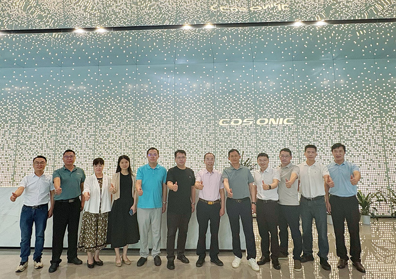 东莞职业手艺学院到访尊龙人生就是博首页智能开展校企相助交流